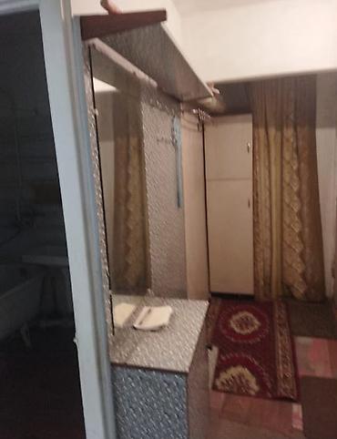 Продажа квартир: 1 комната, 32 м², 7 мкр 104 серия, 3 этаж, Старый ремонт — 3
