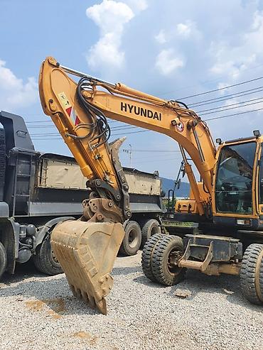 Услуги экскаватора: Экскаватор | Траншеи, Котлованы, Канализация, септик — 5