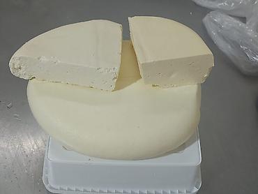 Qida məhsulları: 🧀 PENDİR VƏ QAYMAQ SATIŞI 🥛 Təbii kənd südündən hazırlanmış təzə və — 1