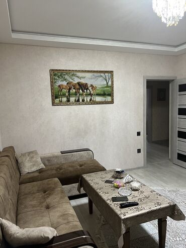 Köhnə tikili: Bakı, Bakıxanov qəs., 2 otaqlı, Köhnə tikili, m. Neftçilər, 50 kv. m — 4