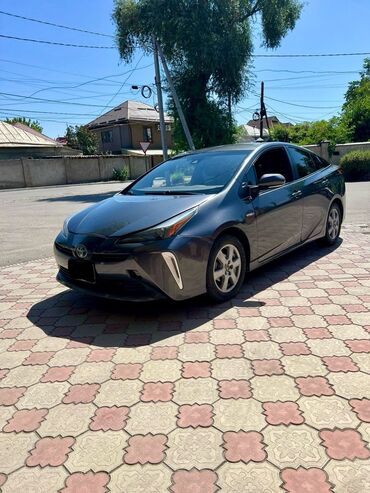 авто в рассрочку без банка без первоначального взноса в бишкеке: Toyota Prius: 2019 г., 1.8 л, Вариатор, Гибрид, Седан