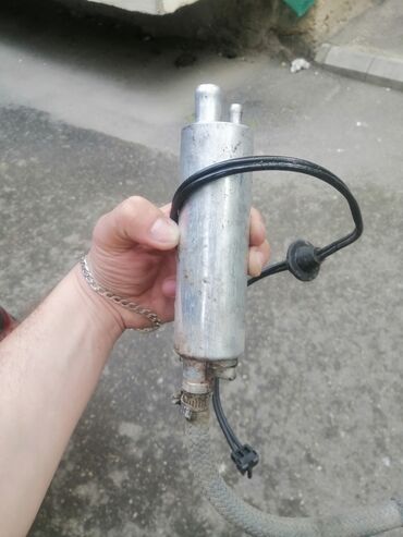 mercedes ceska ehtiyat hisseleri: 2.3sade mator çeşkanın benzin nasosu işlekdi təzə almışam 1ay