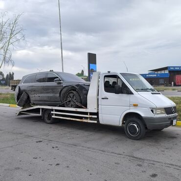 купить палетницу на полуприцеп: С лебедкой, С гидроманипулятором, Со сдвижной платформой