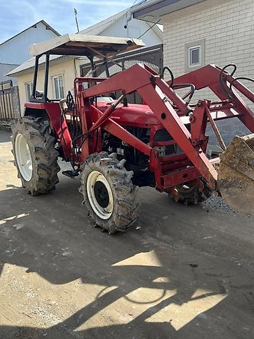 Другие мини-тракторы: Фронтальный мини-трактор, красный, с навесным погрузчиком Описание: - — 19