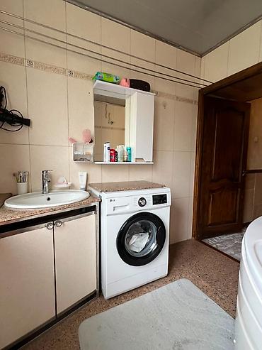 104: 3 комнаты, 58 м², 6 мкр 104 серия, 4 этаж — 9
