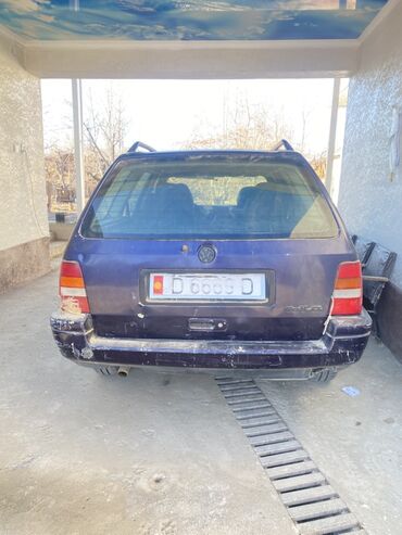 Volkswagen: Volkswagen Golf Variant: 1992 г., Механика, Бензин, Универсал — 9