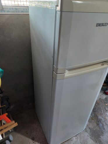 Маслобойки: Б/у 2 двери Beko Холодильник Продажа