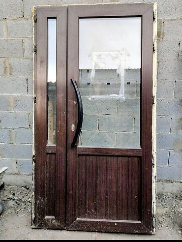 Пластиковые двери: Куплю б/у пластиковые двери и окна Алюмин брон — 1