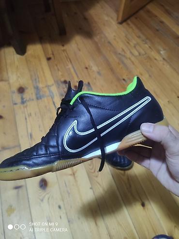 gumu: Nike Tiempo salon futzal ayaqqabısı - Model: Nike Tiempo (etiketdə — 5