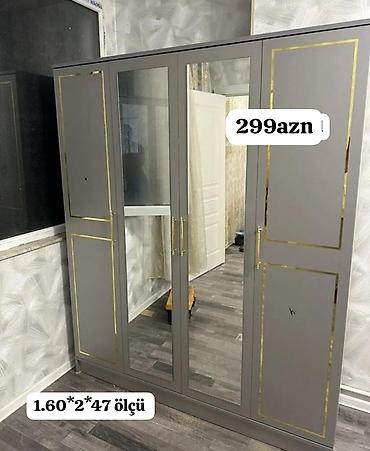 - 4 qapılı paltar dolabı - Rəng: boz, qızılı dekor xətləri ilə - Orta