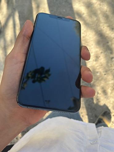 green hıll: IPhone 11 Pro Max, 64 GB, Matte Midnight Green, Face ID — 2