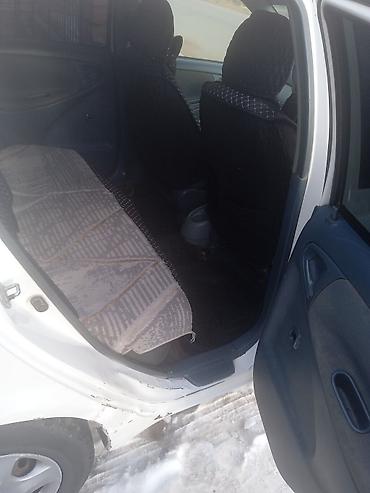 Toyota: Toyota Vitz: 2001 г., 0.1 л, Автомат, Бензин, Хэтчбэк — 10