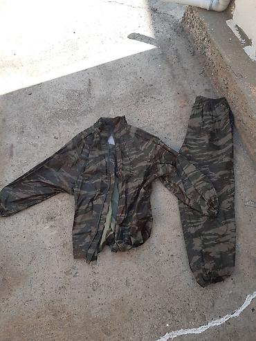 hamam xalati turkce: Kamuflyaj naxışlı iki hissəli geyim dəsti - Dəst: yüngül üst gödəkcə — 1