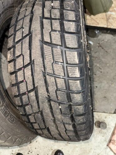 диск на внедорожник: Шиналар 255 / 60 / R 17, Кыш, Колдонулган, Комплект, Жол тандабастар (АТ/МТ), Yokohama