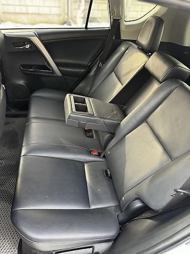 Toyota: Toyota RAV4: 2016 г., 2.5 л, Автомат, Гибрид, Кроссовер at lalafo.kg — 10 Toyota: Toyota RAV4: 2016 г., 2.5 л, Автомат, Гибрид, Кроссовер — 10