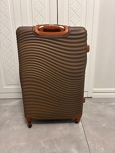 İdman və istirahət: Böyük ölçülü sərt korpuslu səyahət çantası (suitycase) - Rəng — 3