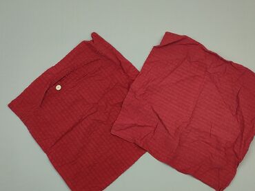 Постільна білизна та приладдя: Наволочка, 40 x 40, колір - Червоний, стан - Хороший