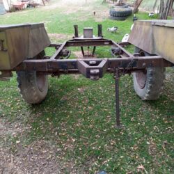 Traktorlar: Kənd Təsərrüfatı üçün qoşqu uazın olub . Üstündə svarka ot çən — 7