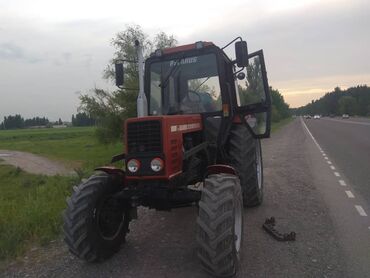 Трактор BELARUS 820 - Полный привод (колёсная формула 4x4), широкие