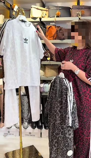 Şekildeki modelin eynisi ve ağ rəngli qaslisidir S. M. L razmere qədər lalafo.az -da Şekildeki modelin eynisi ve ağ rəngli qaslisidir S. M. L razmere qədər