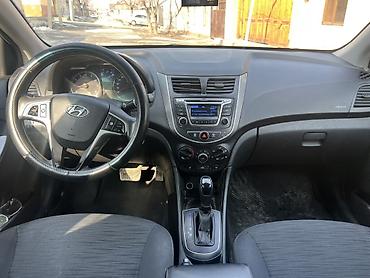 Hyundai: Hyundai Solaris: 2015 г., 1.6 л, Автомат, Бензин, Седан — 7