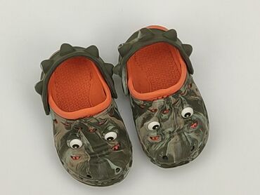 kapcie szkolne 37: Slippers 21, Used