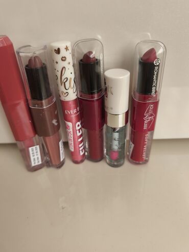 Kosmetika dəstləri: Kosmetik dəst, 8 məhsul — 10