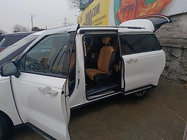 Kia: Kia Carnival: 2023 г., Минивэн — 2