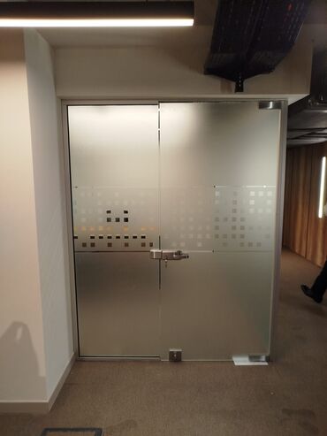 Digər tikinti materialları: Şüşə ara kesme Ofis Cafe Bank ve diger obyektler üçün şüşe — 11