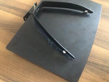 Kronşteynlər: Qara rəngli televizor aksessuarları və ya DVD uçün altliq (podstavka) — 6