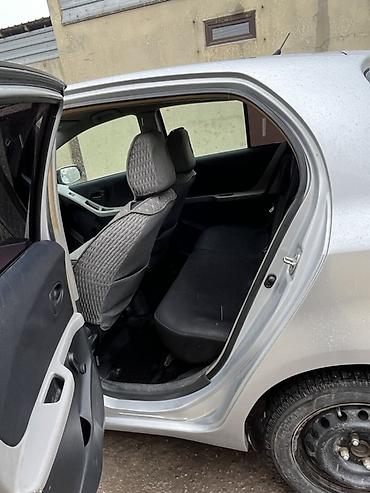 Toyota: Toyota Yaris: 2007 г., 1.3 л, Робот, Бензин, Хэтчбэк — 7