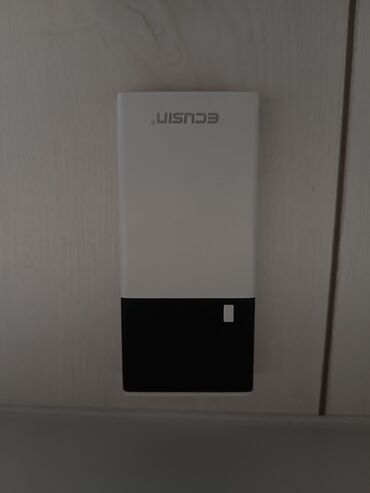 цифровой фотоаппарат samsung es95: Внешний аккумулятор ECUSIN (power bank) с фонариком 5V/10000mAh36Wh