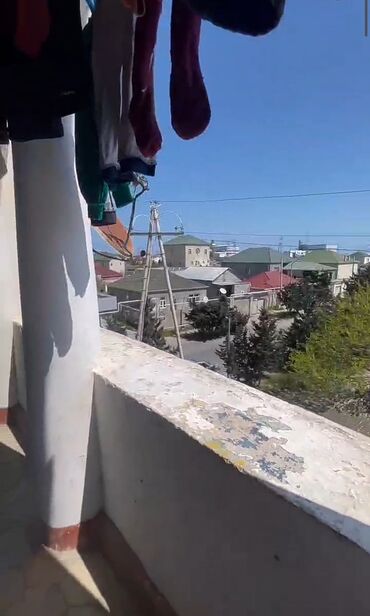 Köhnə tikili: Bakı, Şüvəlan qəs., 2 otaqlı, Köhnə tikili, m. Koroğlu, 70 kv. m