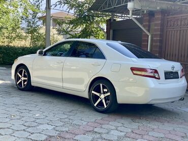 аато в рассрочку: Toyota Camry: 2010 г., 2.5 л, Автомат, Бензин, Седан