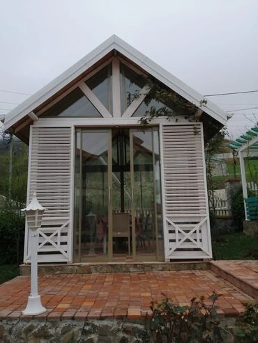 Butkalar, köşklar: Mühafi̇zə üçün butka. Plasti̇k mühafi̇zə butkalari. 150x150x220 — 45