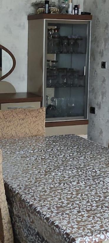 Digər mebel: 4 u birlikde satilir,yaxsi veziyyetdedir — 1
