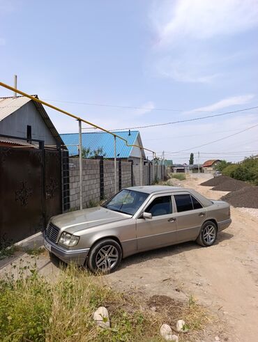 купить мерседес w124 купе: Mercedes-Benz E-Class: 1993 г., 3.2 л, Автомат, Бензин, Седан