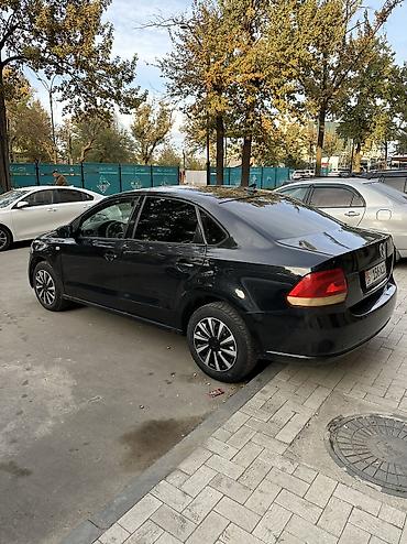 300 000: Volkswagen Polo: 2012 г., 1.6 л, Автомат, Бензин, Седан — 8