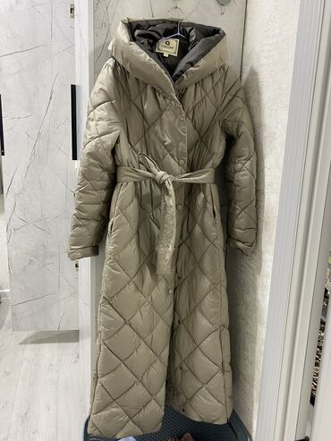 куртки зима: Пуховик, Длинная модель, С капюшоном, S (EU 36), M (EU 38)
