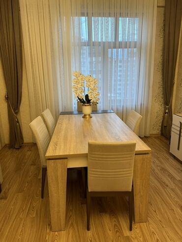 qonaq otagi üçün çılçıraqlar: ТВ подставка