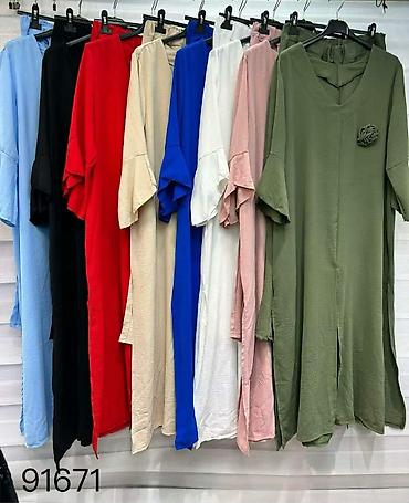 Kompleti: Komplet, haljina+pantalone
Cena 2900
Uni vel.
V23 — 9