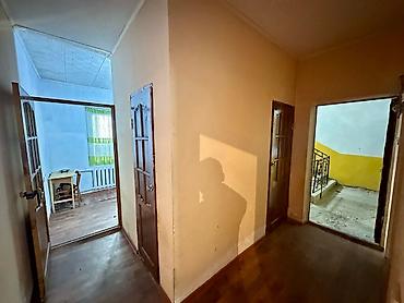 Продажа квартир: 3 комнаты, 80 м², 1 этаж, Старый ремонт — 8