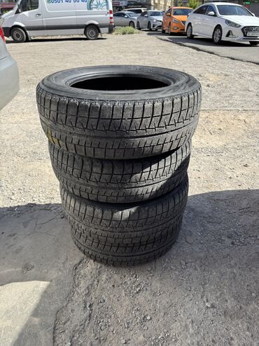 Шины: Шины 215 / 60 / R 16, Зима, Б/у, Комплект, Япония, Bridgestone