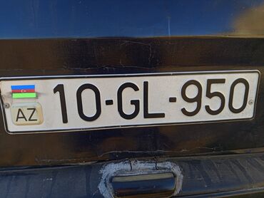 masin ucun bezek aksesuarlar: Maşın nömrəsi satılır 10-GL-950 1200 manat