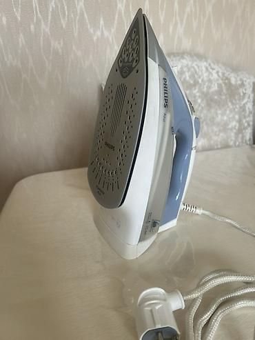 Утюги: Philips Azur buxarlı ütü - Gərginlik: 220–240 V, 50–60 Hz (Ştepsel — 2