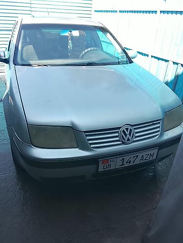 Унаа: Volkswagen Bora: 2001 г., 1.6 л, Кол менен иштөөчү, Бензин, Седан — 3