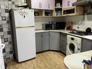 Köhnə tikili: Bakı, 20-ci sahə, 5 otaqlı, Köhnə tikili, 160 kv. m -da lalafo.az — 6 Köhnə tikili: Bakı, 20-ci sahə, 5 otaqlı, Köhnə tikili, 160 kv. m — 6