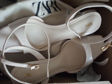 new yorker нови пазар слике: Sandale, Zara, 38