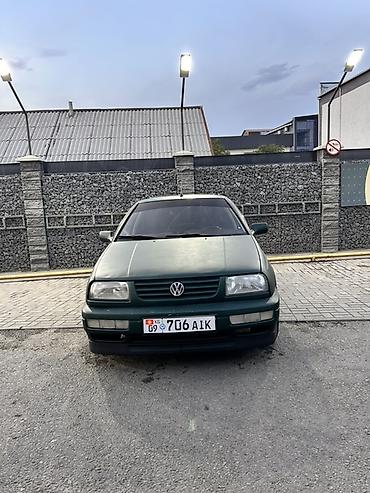 Volkswagen: Volkswagen Vento: 1996 г., 1.8 л, Механика, Бензин, Седан — 9