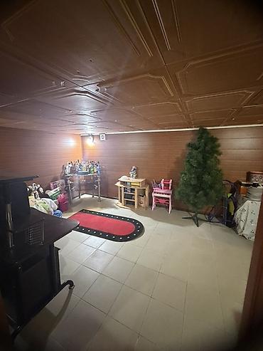 возле гор: 3 комнаты, 58 м², Кудайберген авторынок 1 этаж, Косметический ремонт — 6